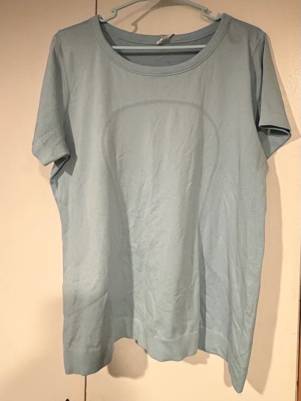 Lululemon size 12 Light Blue Short Sleeve Knit Top